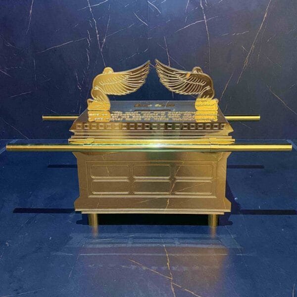 Urna em Acrílico Dourado Arca da Aliança